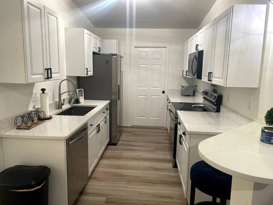 Riverside Riviera At Seminole Heights 坦帕 外观 照片